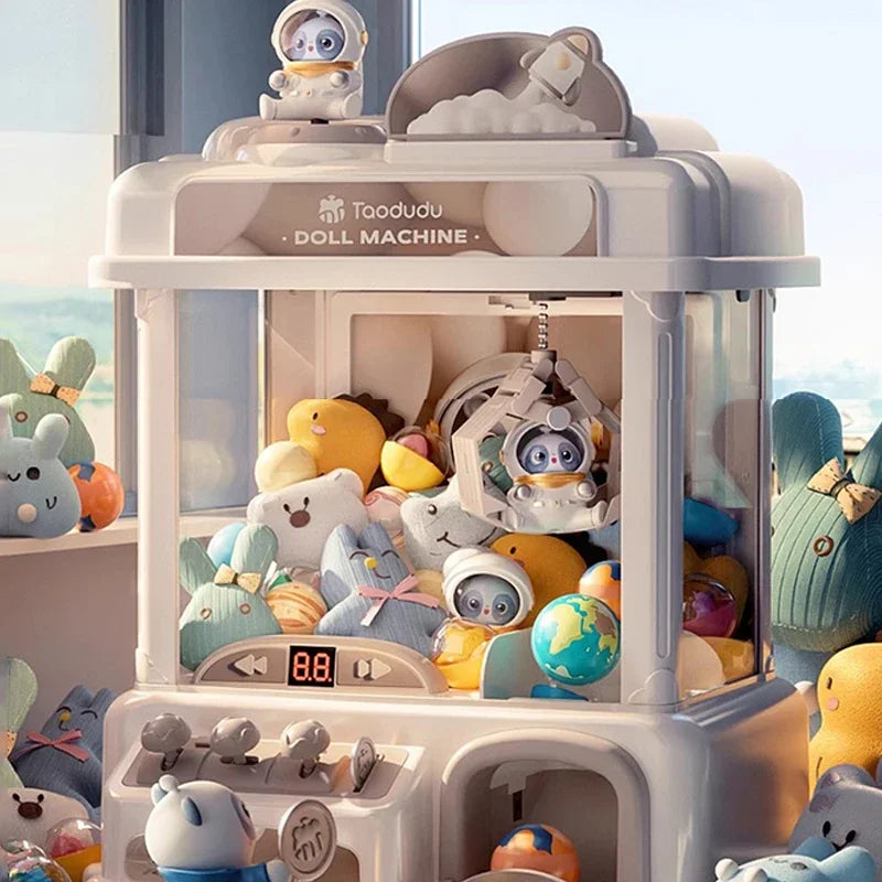 Claw machine - Interactive toy - detail