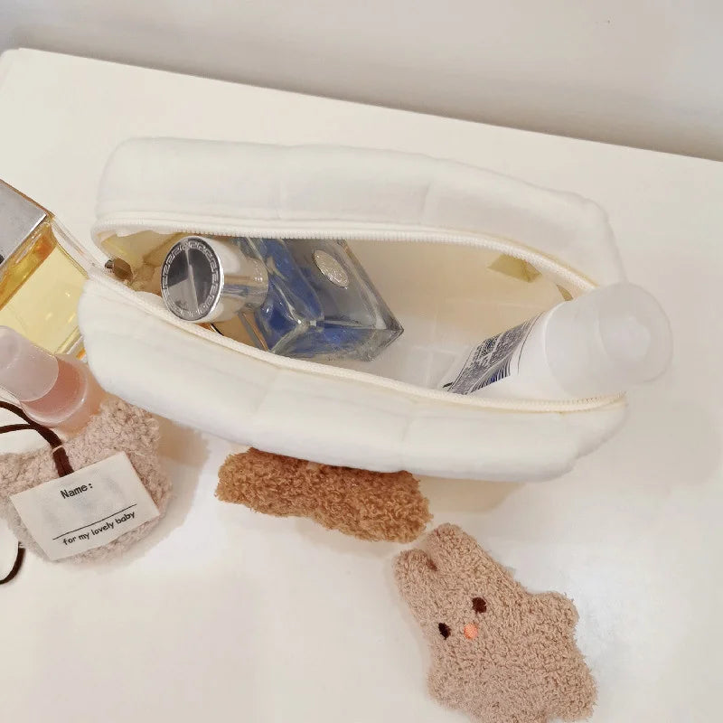 S2edc0e8696f34bb7bf8f3e8519882a83M